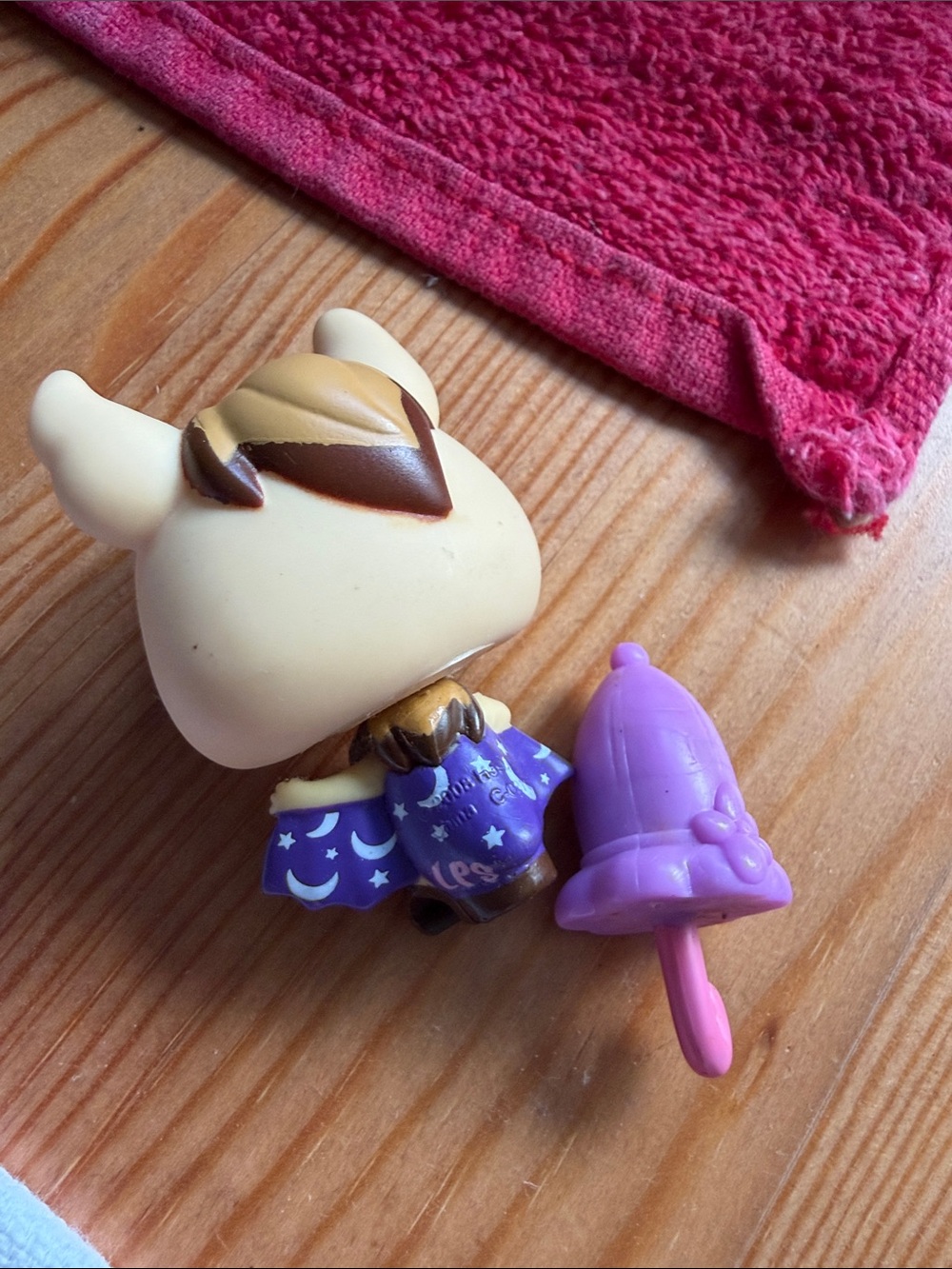 Littlest Pet Shop Bat #1680 - Picture 2 of 2